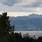 아파트 Wohnen Direkt Am Uferpark Mit Grossem Balkon Und Seeblick